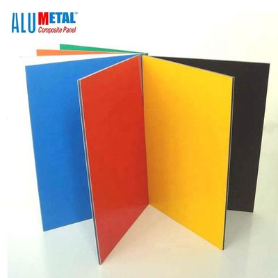 Tấm trần nhôm composite 1570mm 3mm Tấm Acp vàng cho nội thất 5800mm