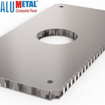 A2 2.5mm 2200mm Nhôm tấm tổ ong tổ ong Tấm ngoài trời 4x8 Tấm chống mốc