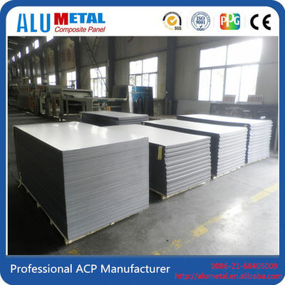Tấm ốp nhôm nhựa phức hợp Acp 2mm PVDF tráng bạc 1220mm